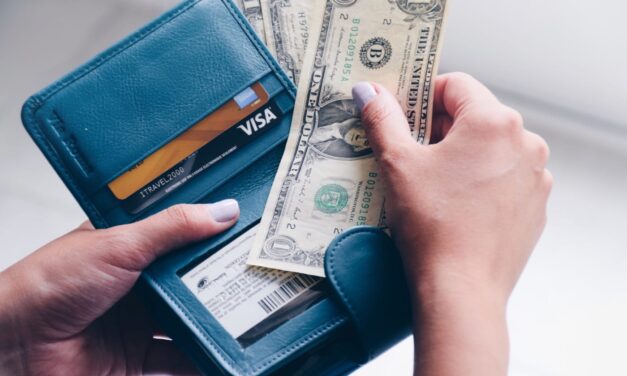 Can going cashless prevent coronavirus spread? Here’s what the WHO wants you to know