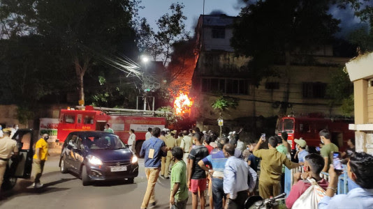 Fire at Kolkata Temple
